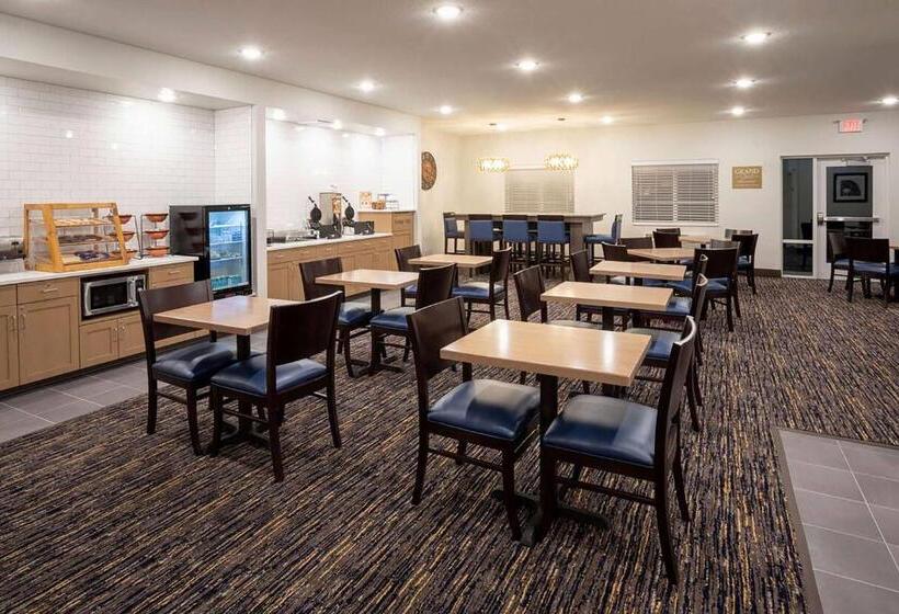 酒店 Little Crow Resort & Conference, Trademark By Wyndham