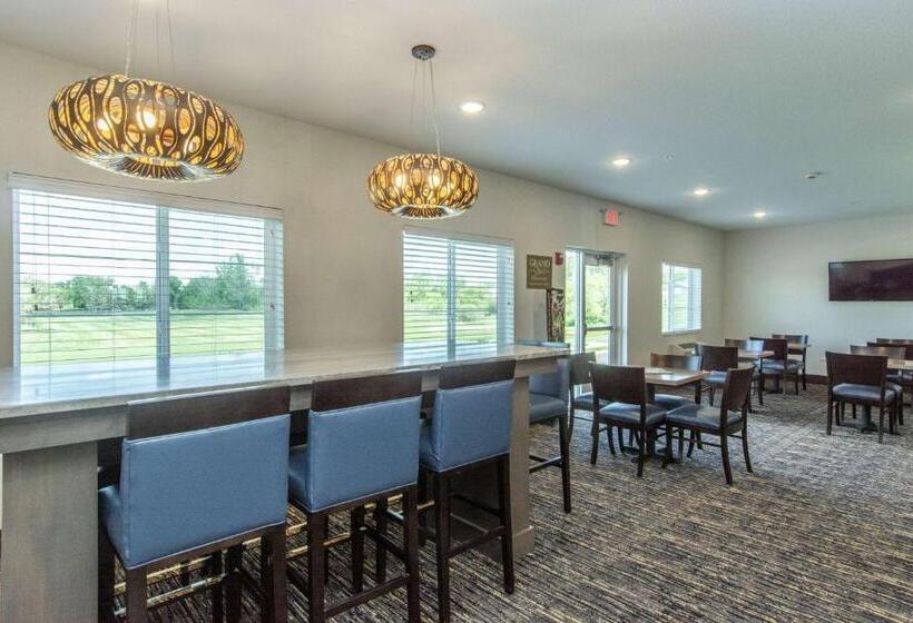 酒店 Little Crow Resort & Conference, Trademark By Wyndham