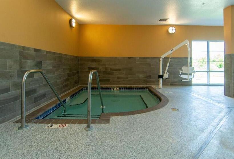 酒店 Little Crow Resort & Conference, Trademark By Wyndham