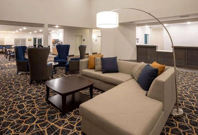 酒店 Little Crow Resort & Conference, Trademark By Wyndham