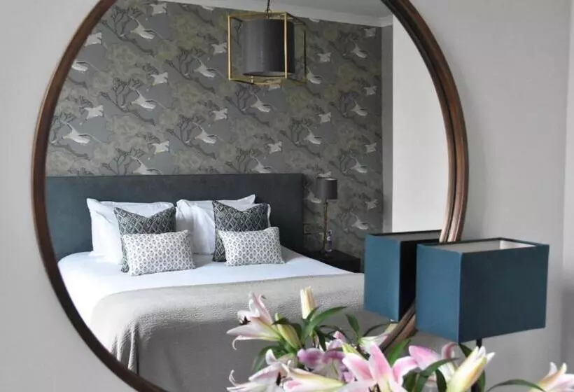 Hotelli Rooms At The Saint