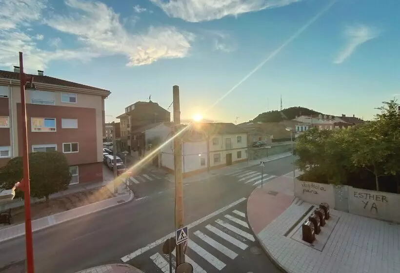 Majatalo El Portazgo Restaurante Hostal La Cisterniga