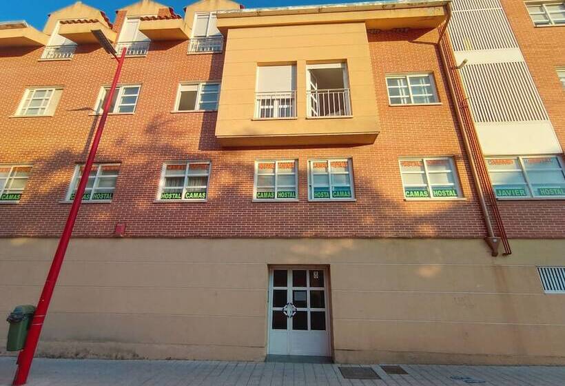 پانسیون El Portazgo Restaurante Hostal La Cisterniga