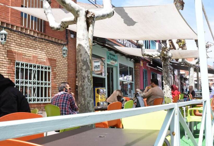 پانسیون El Portazgo Restaurante Hostal La Cisterniga