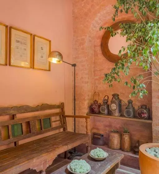 تختخواب و صبحانه Calcutta Bungalow