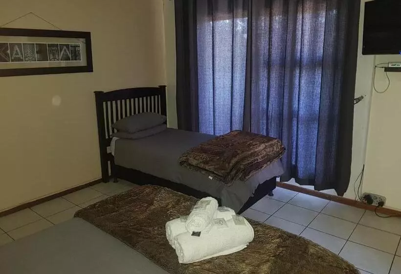پانسیون Kgosi Lodge