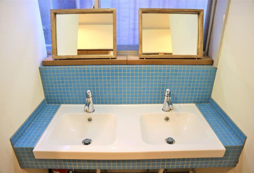 פנסיון Komatsuya