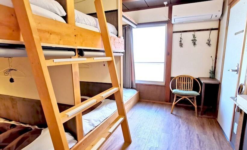 פנסיון Komatsuya