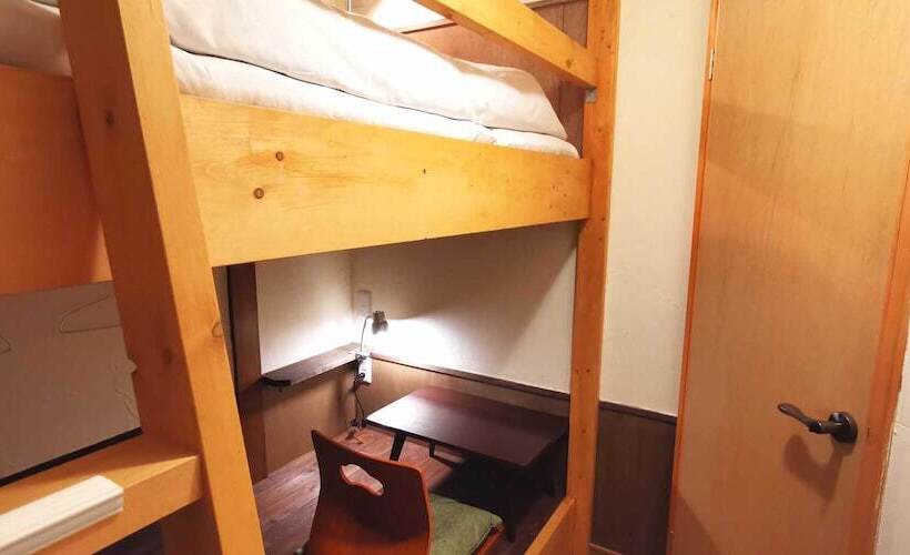 פנסיון Komatsuya