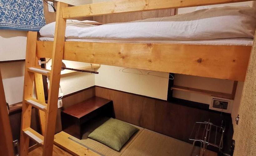 פנסיון Komatsuya