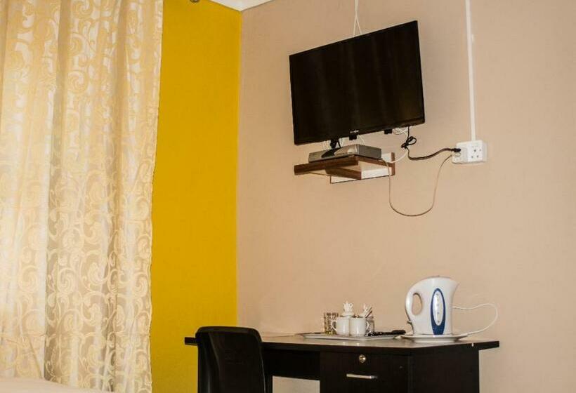 پانسیون Upi Guesthouse