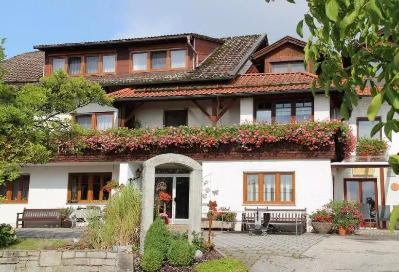 Pension Zum Ebenstein Am Donausteig