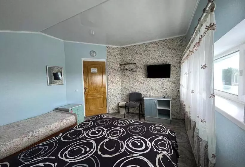 ユースホステル хостел автоскло