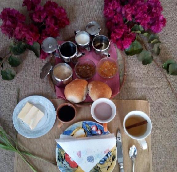 ベッドアンドブレックファースト Sahamalaza