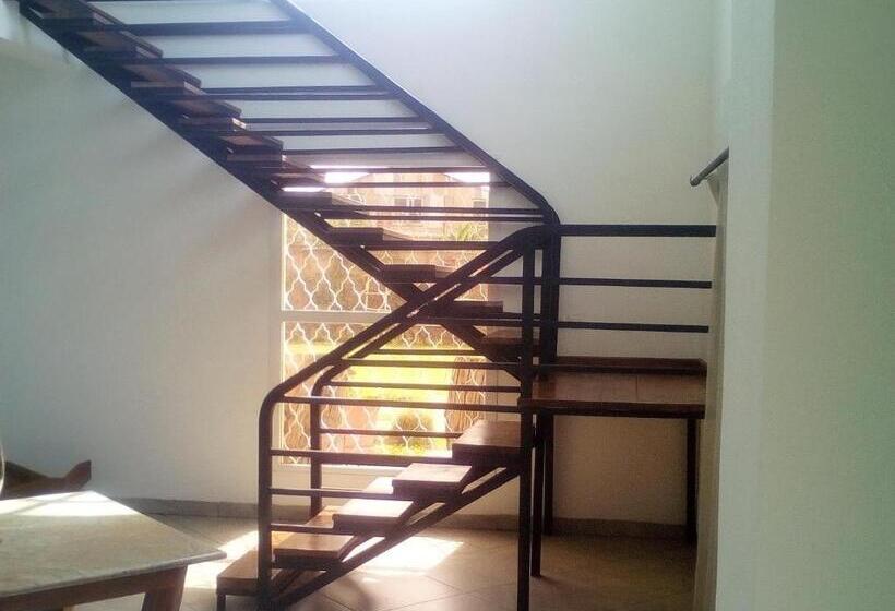 ベッドアンドブレックファースト Sahamalaza