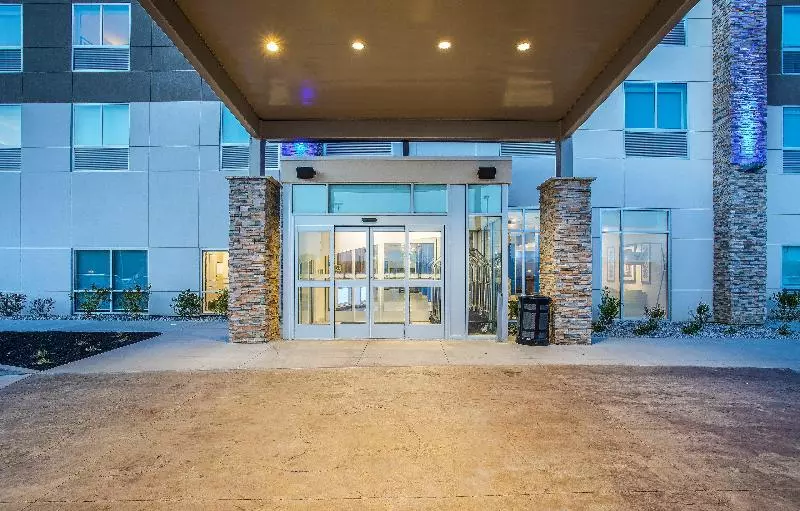 ホテル Holiday Inn Express & Suites   Lexington W   Versailles, An Ihg