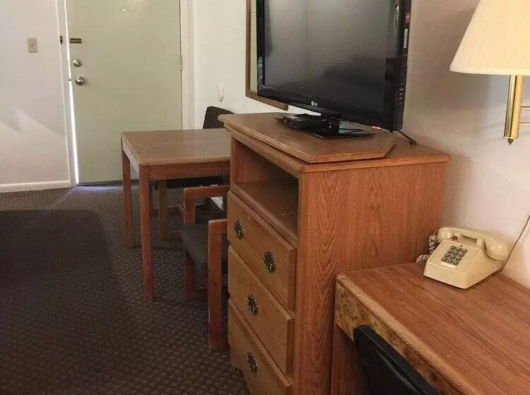 Lazy U Motel
