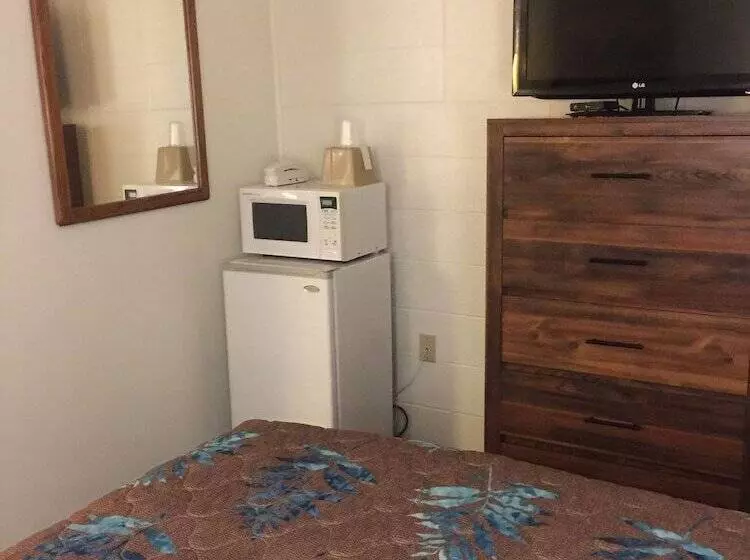 Lazy U Motel