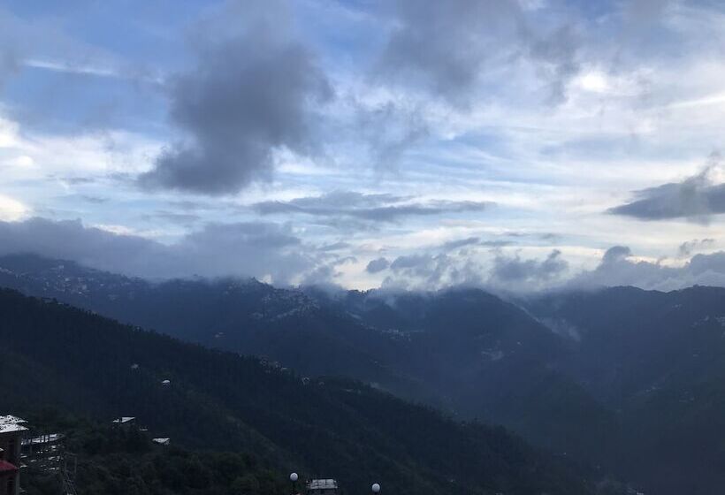 אתר נופש Spangle Heights Shimla, Suites & Residences