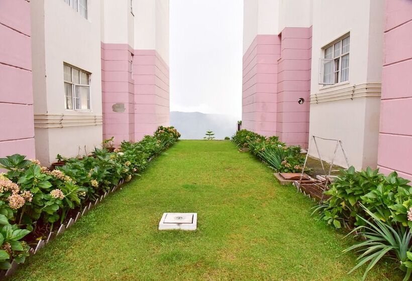 אתר נופש Spangle Heights Shimla, Suites & Residences