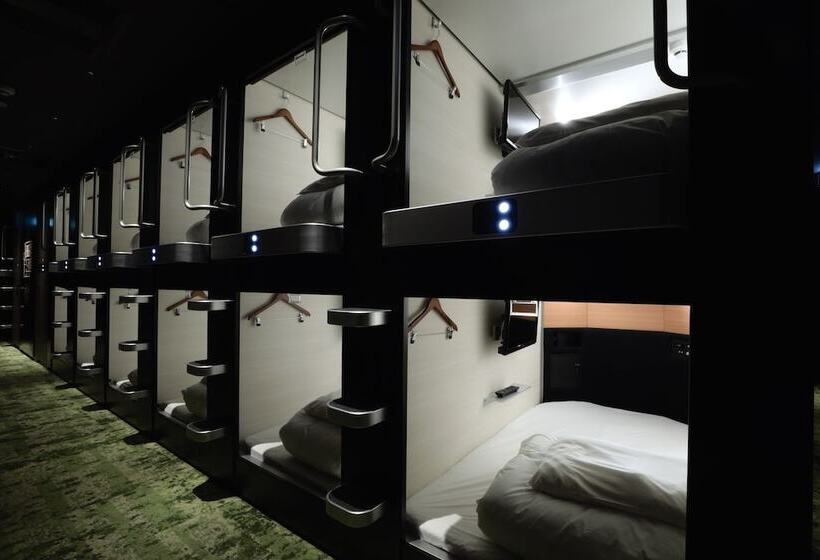 Hotel-cápsula Glansit Kyoto Kawaramachi