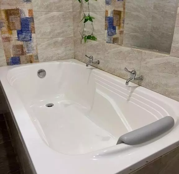 ペンション Montes De Beraka