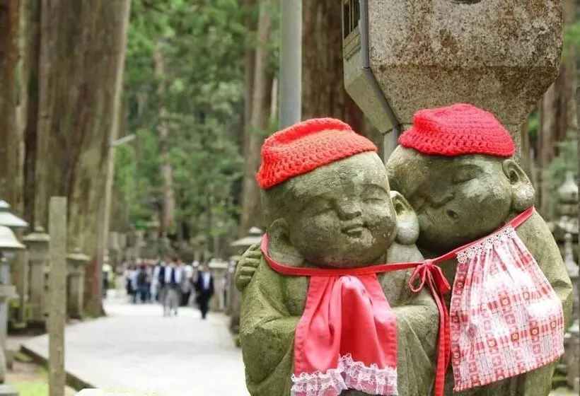 Majatalo Koyasan Guest House Tommy