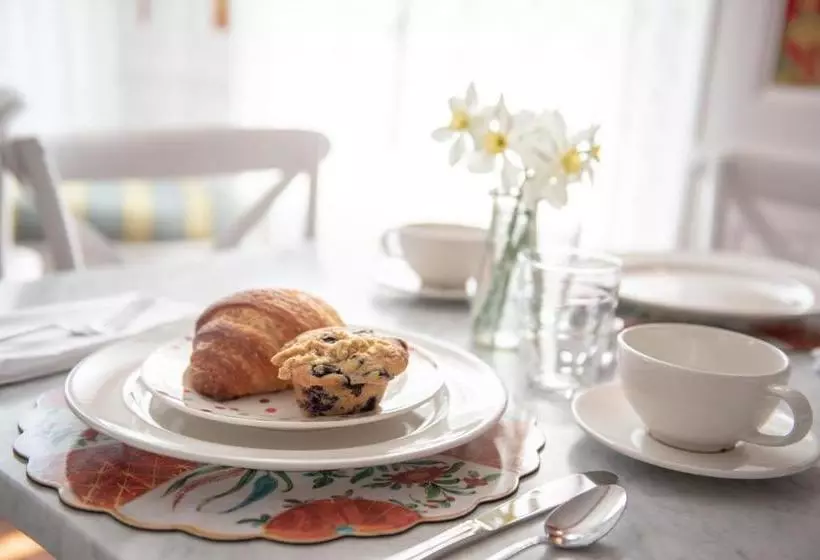 Aamiaismajoitus (B&B) Margin Street Inn