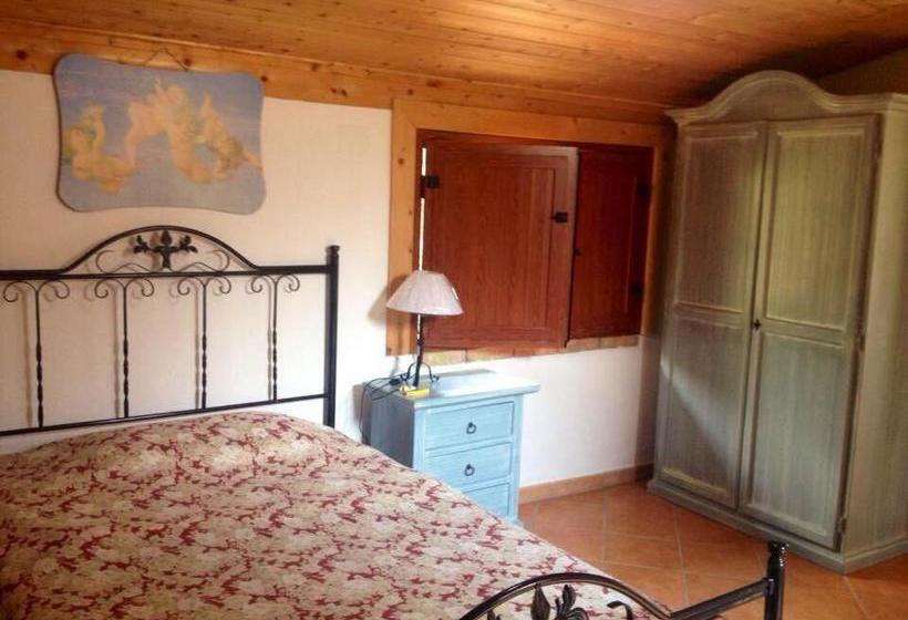 هتل Agriturismo Angela