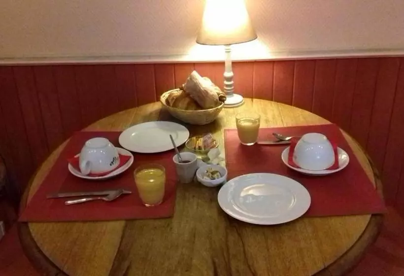 Hotelli Auberge Au Bon Accueil