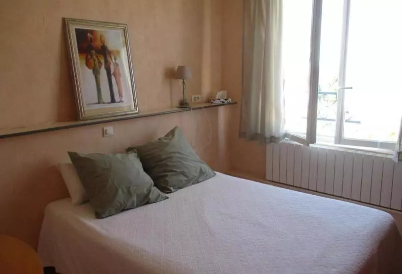 Hotelli Auberge Au Bon Accueil