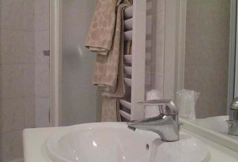 Hotelli Auberge Au Bon Accueil