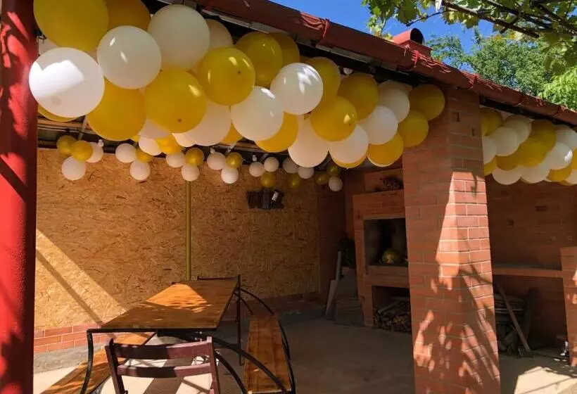 پانسیون Doors