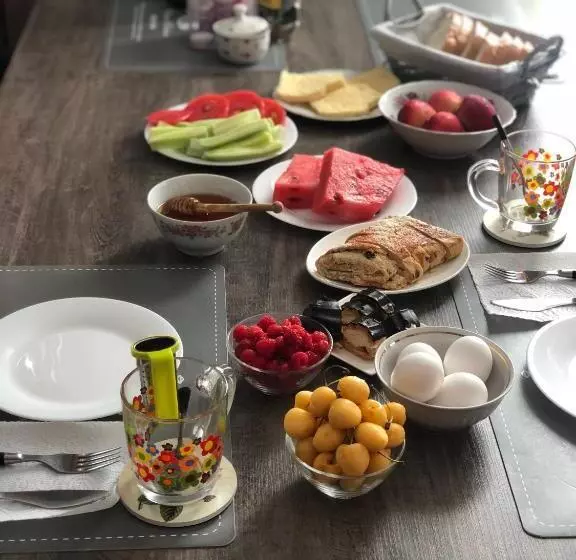 پانسیون Doors