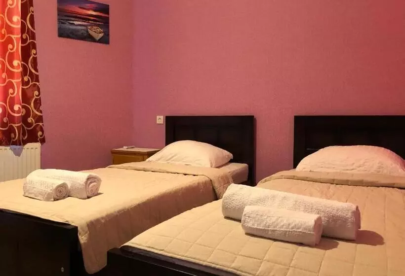 پانسیون Doors