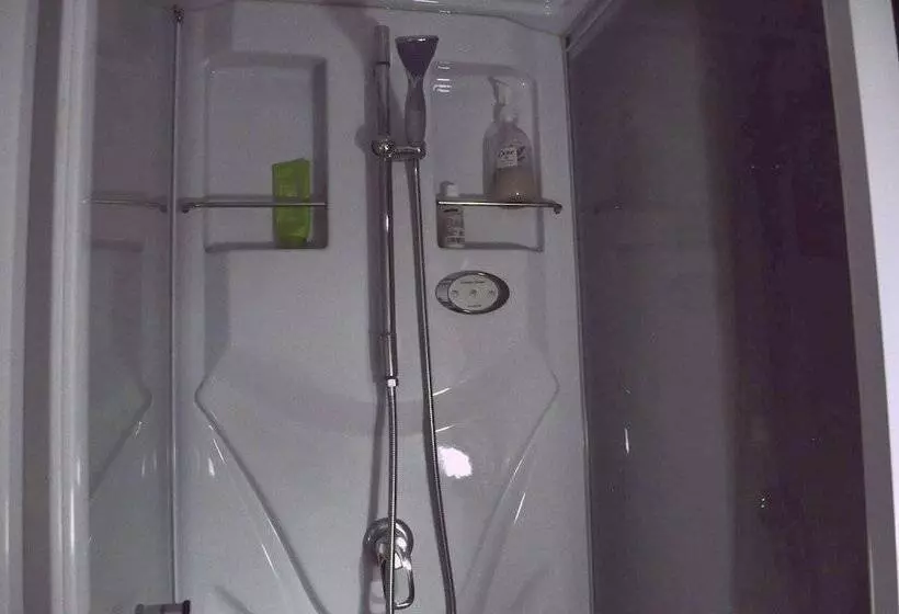 Majatalo Guest House Hide