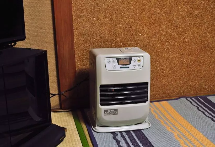 Majatalo Guest House Hide