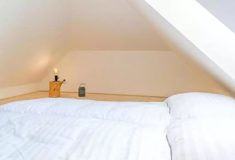 Majatalo U čmeláků