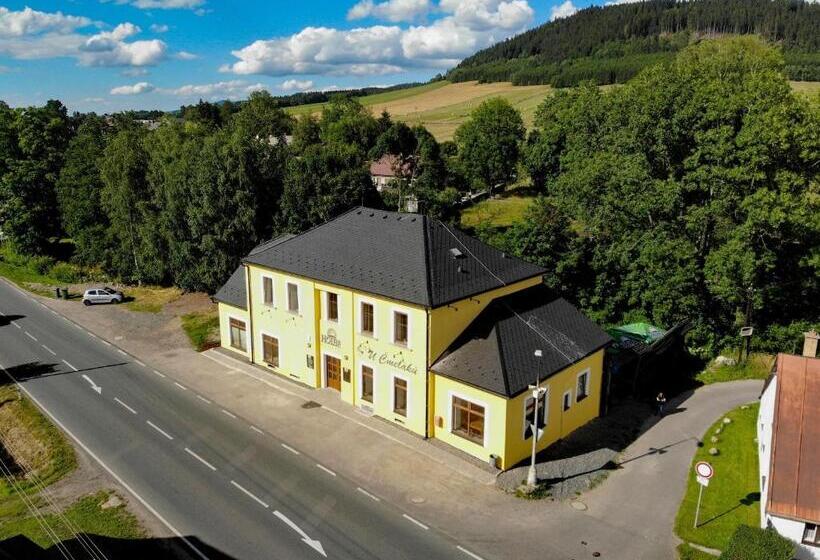 Panzió U čmeláků