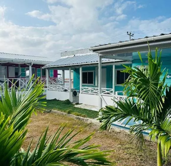 Retkeilymaja Camp Inn Colors Providencia