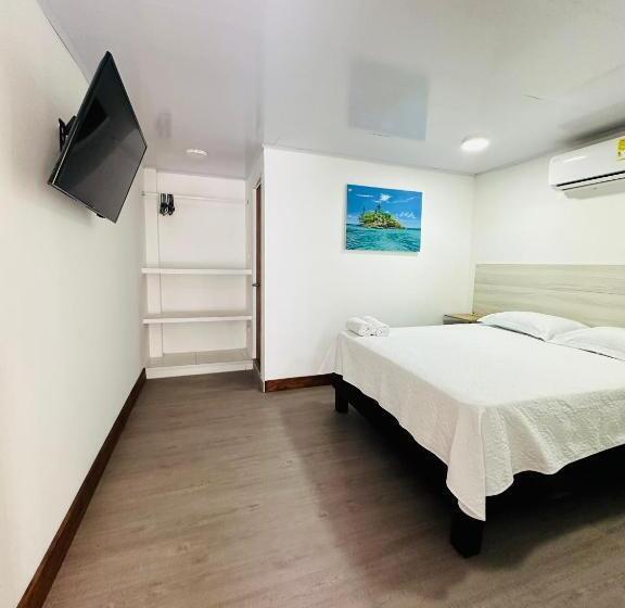 ユースホステル Camp Inn Colors Providencia