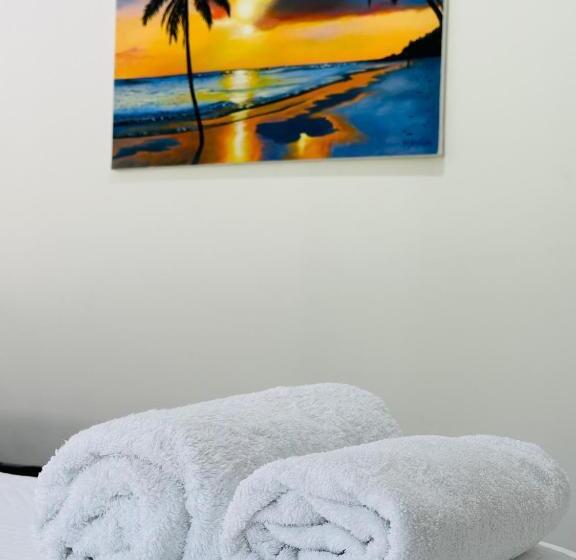 ユースホステル Camp Inn Colors Providencia