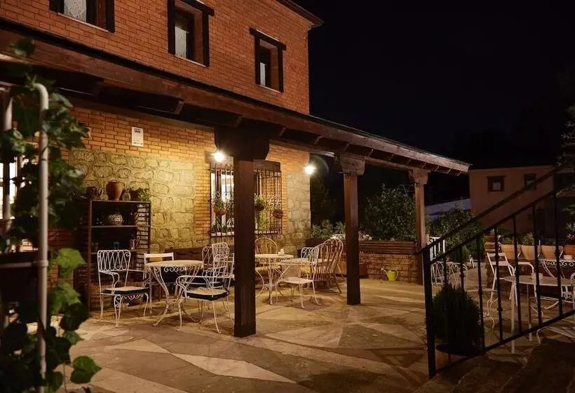 Hotelli Rural Don Burguillo