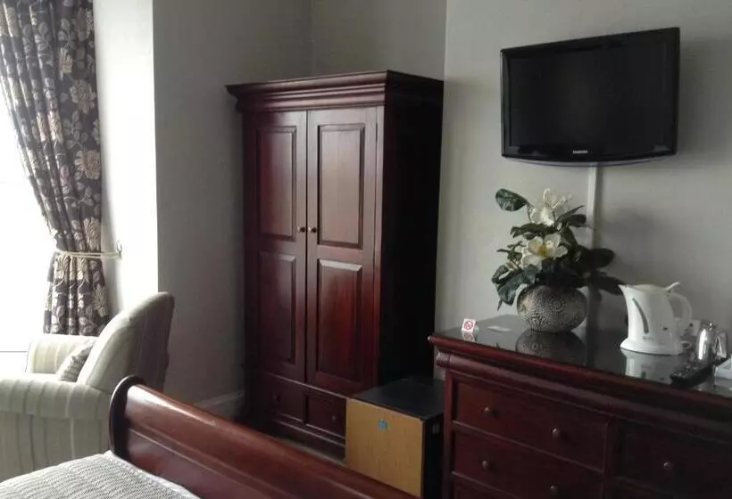 پانسیون Endeavour Guest House
