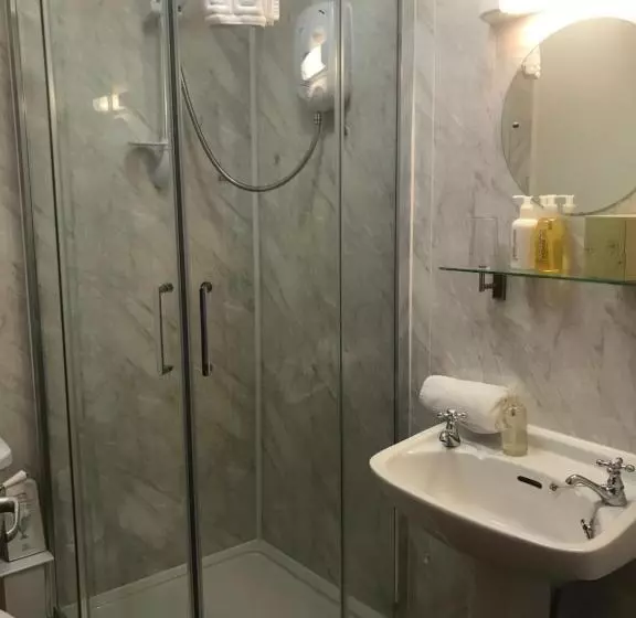 پانسیون Endeavour Guest House