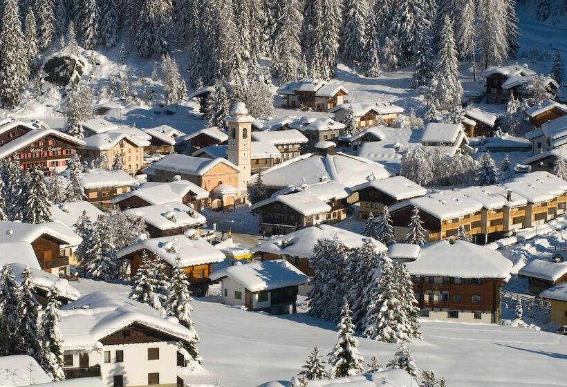 בית מלון כפרי Aethos Monterosa