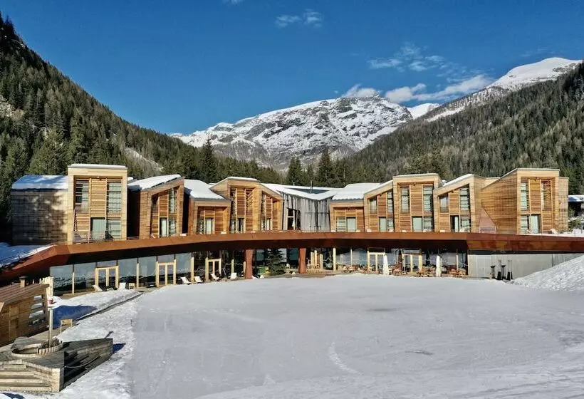 هتل Aethos Monterosa