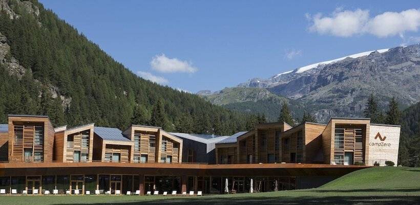 בית מלון כפרי Aethos Monterosa