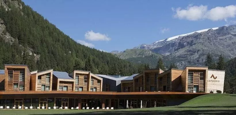 هتل Aethos Monterosa