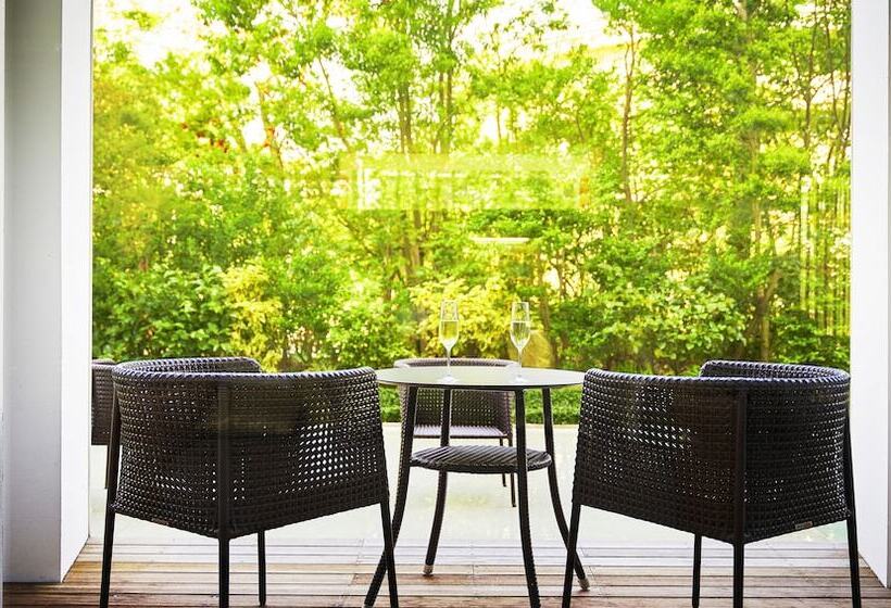 Garden Terrace Saga Hotel & Resorts